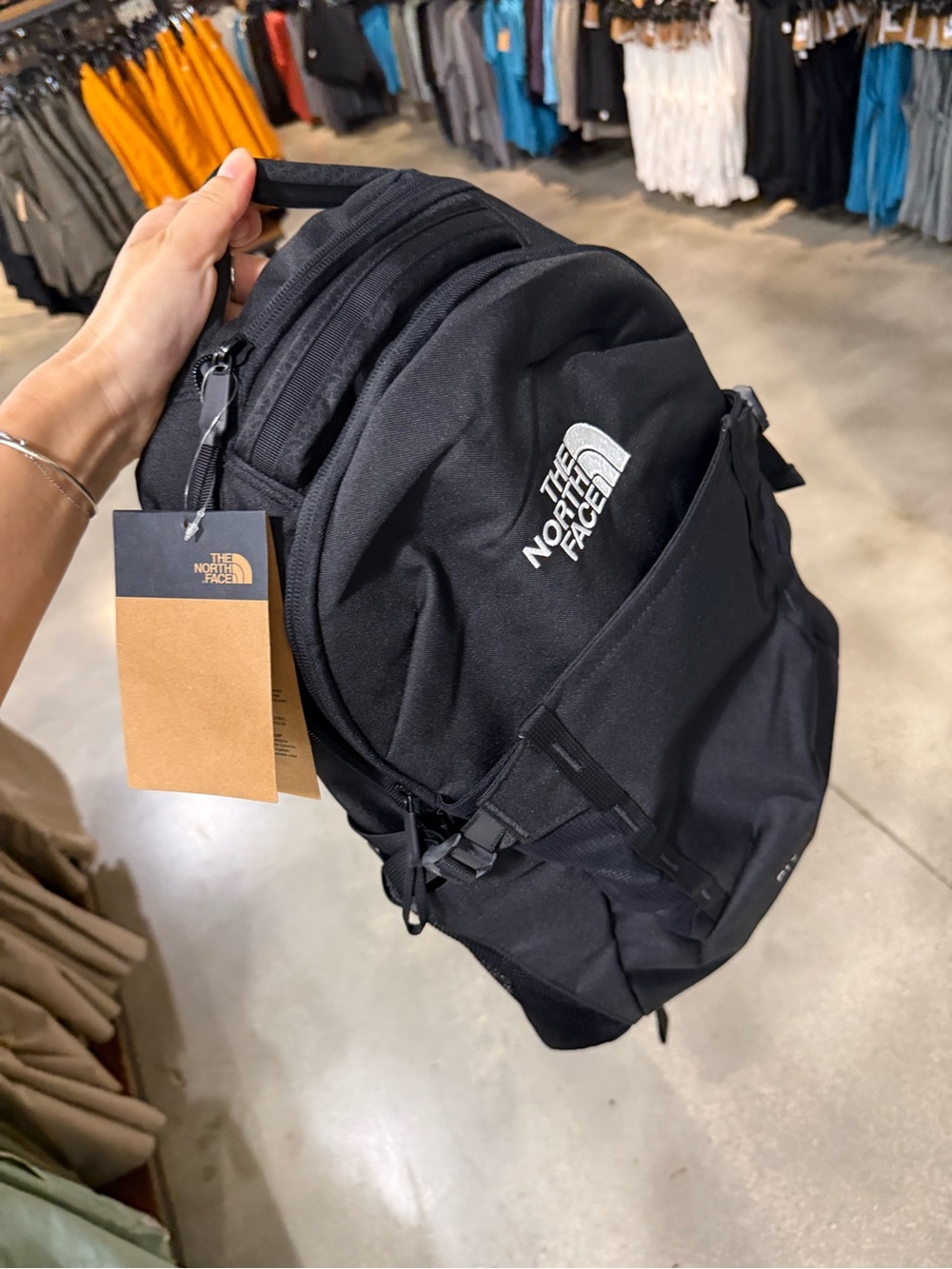 NWT!The North Face PivotER Backpack TNF Black Laptop Travel School Bag,Unisex - Picture 2 of 11